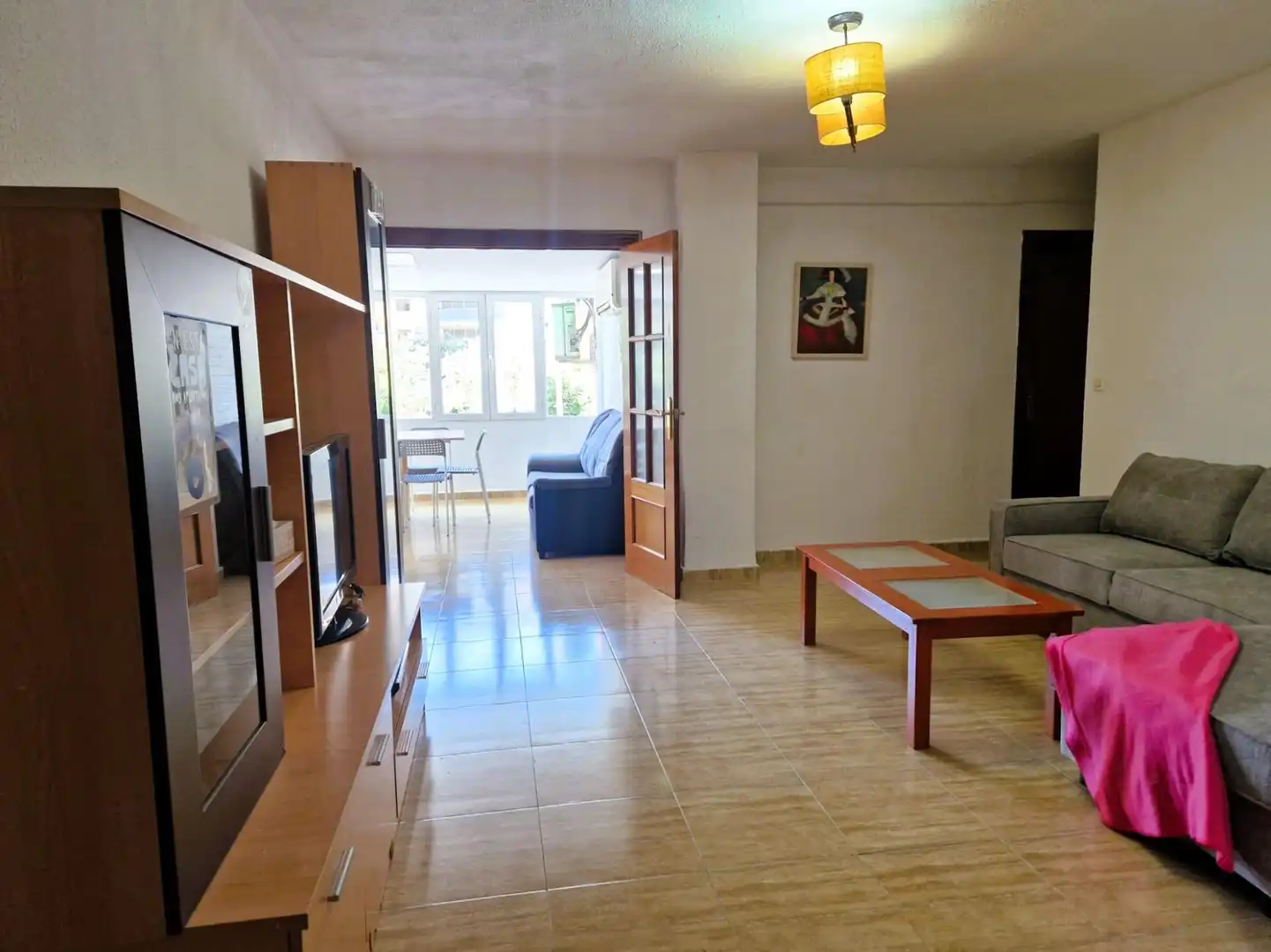 Sala de estar de Piso para compartir en Granada con Calefacción, Terraza y Amueblado