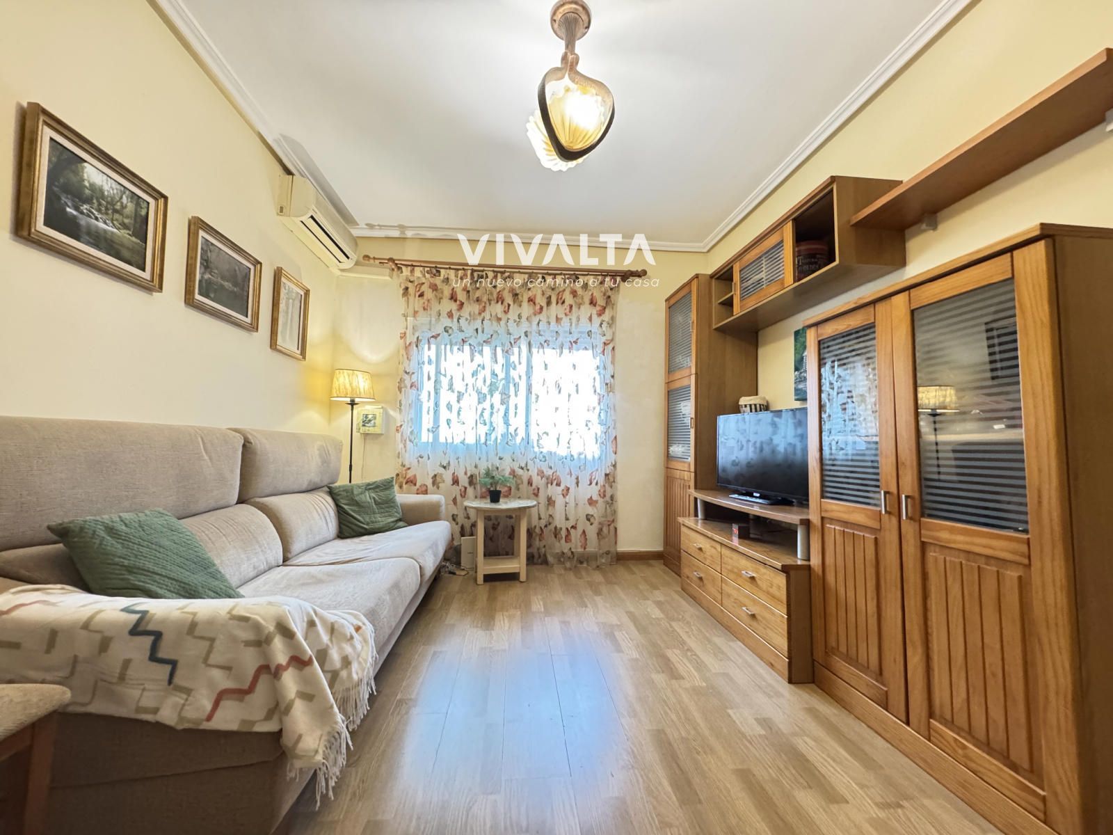 Habitación de Piso en venta en  Madrid Capital con Aire acondicionado y Calefacción