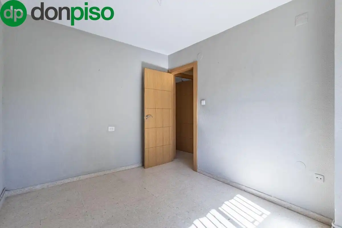 Piso en venta en Calle Bajo de Huétor, 19, Cervantes