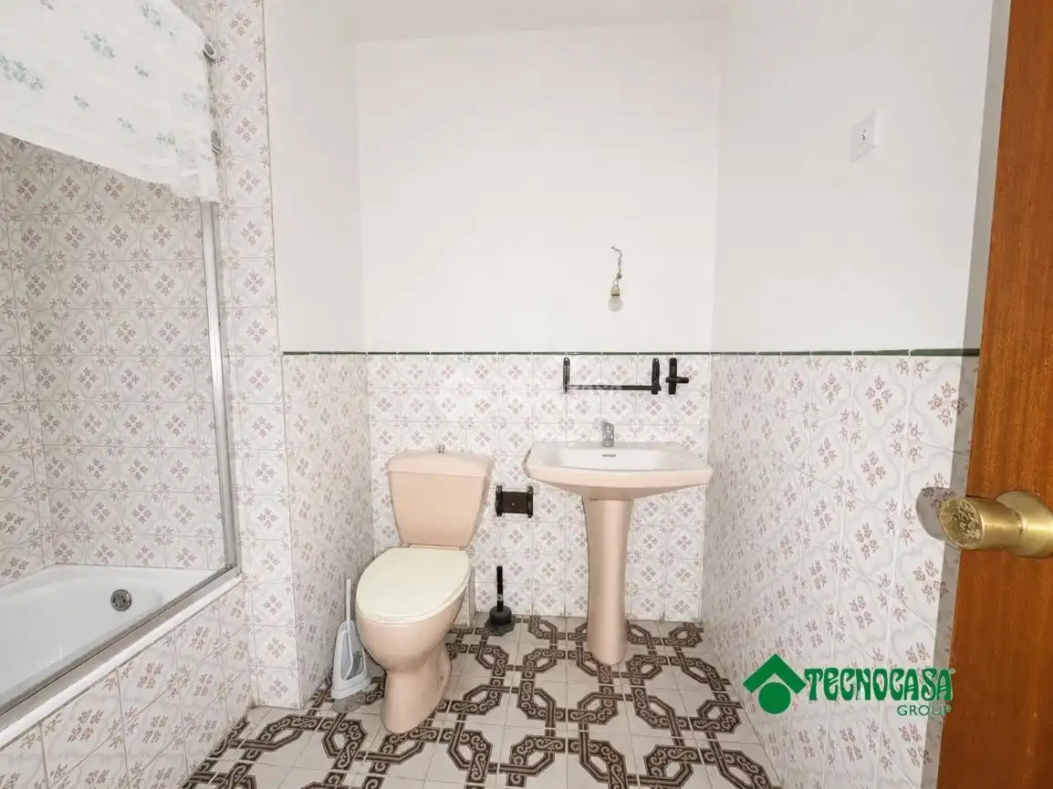 Badezimmer von Wohnung zum Verkauf in Torrijos