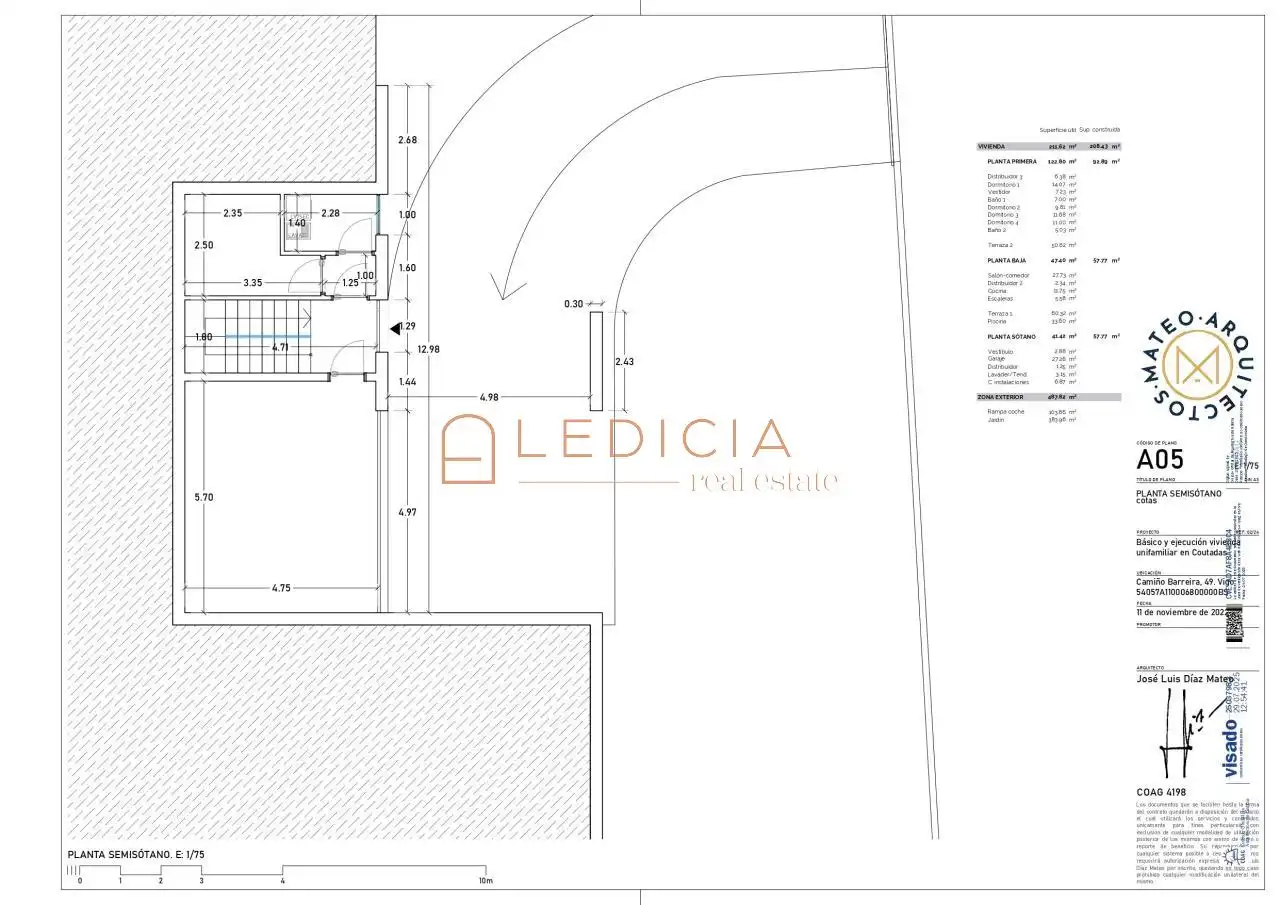 Casa o chalet en venta en Vigo  con Calefacción, Jardín privado y Parquet