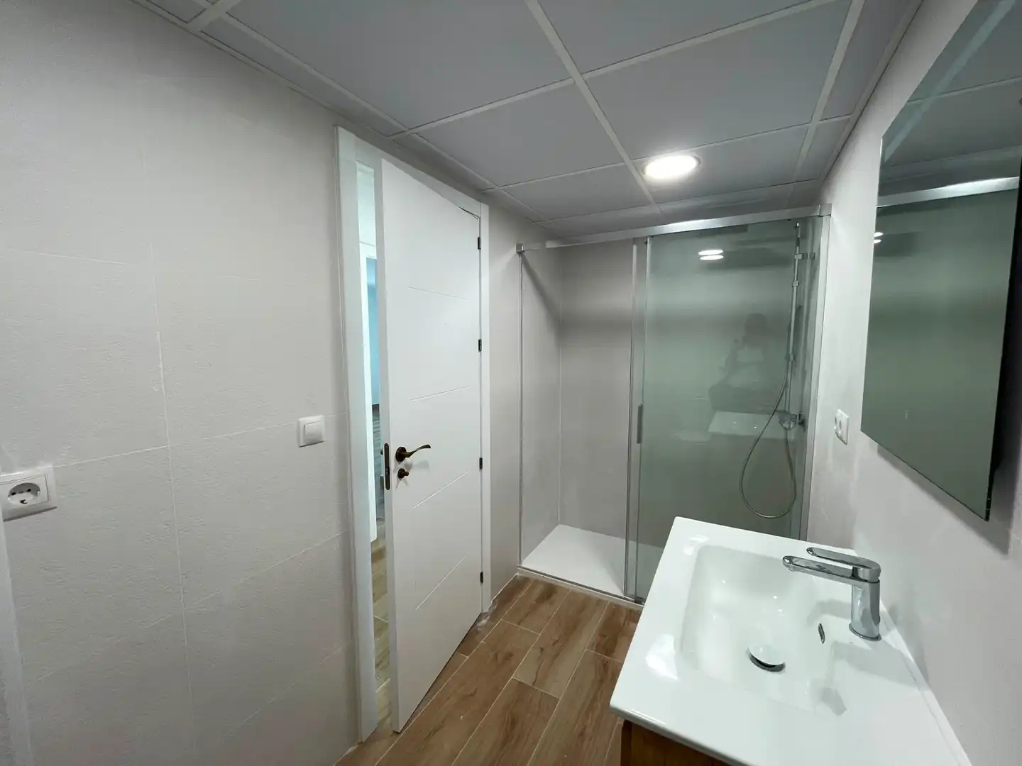 Bathroom of Flat for rent in Málaga  with Air Conditioner, Terrace and Balcony