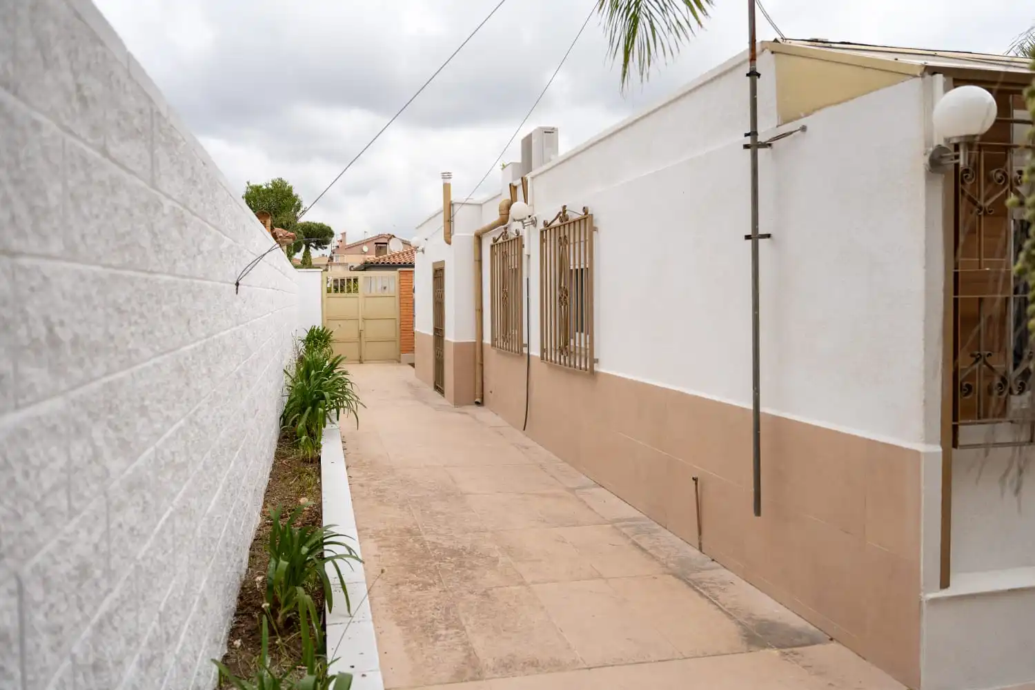 Vista exterior de Casa o chalet en venta en Cambrils con Aire acondicionado, Calefacción y Jardín privado