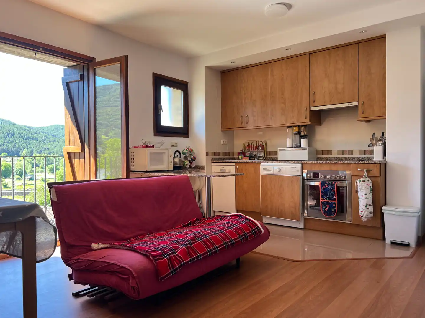 Sala de estar de Piso en venta en Valle de Hecho con Calefacción, Amueblado y Balcón