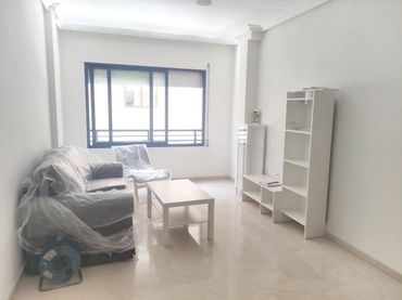 Apartament amb balcó en venda a El Torreón - Los Ángeles - El Pilar