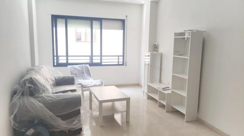 Piso de 1 dormitorio por la zona del Torreón