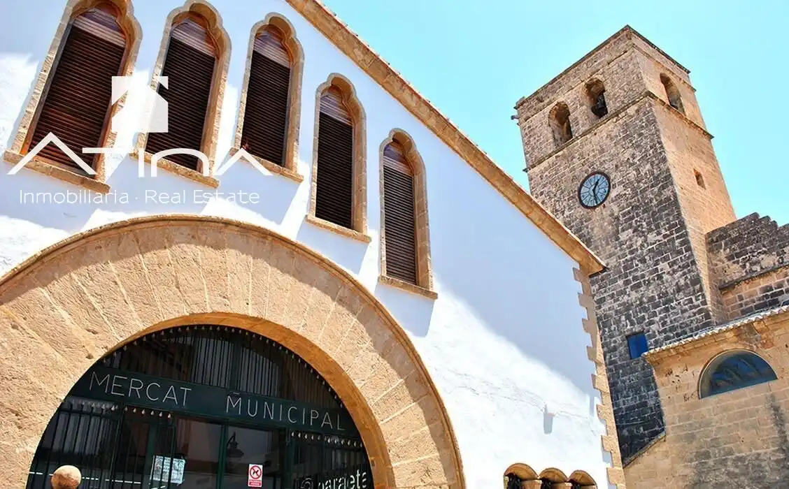 Vista exterior de Casa o xalet en venda en Jávea / Xàbia amb Aire condicionat, Calefacció i Jardí privat