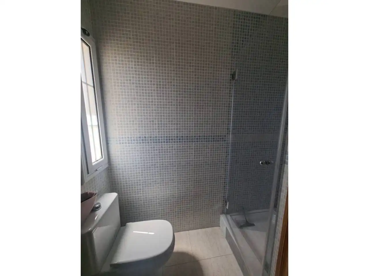 Baño de Casa o chalet de alquiler en Sant Llorenç Savall con Aire acondicionado, Calefacción y Jardín privado
