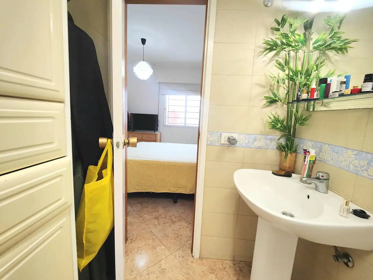 Habitación de Planta baja en venta en Arona con Jardín privado, Terraza y Amueblado