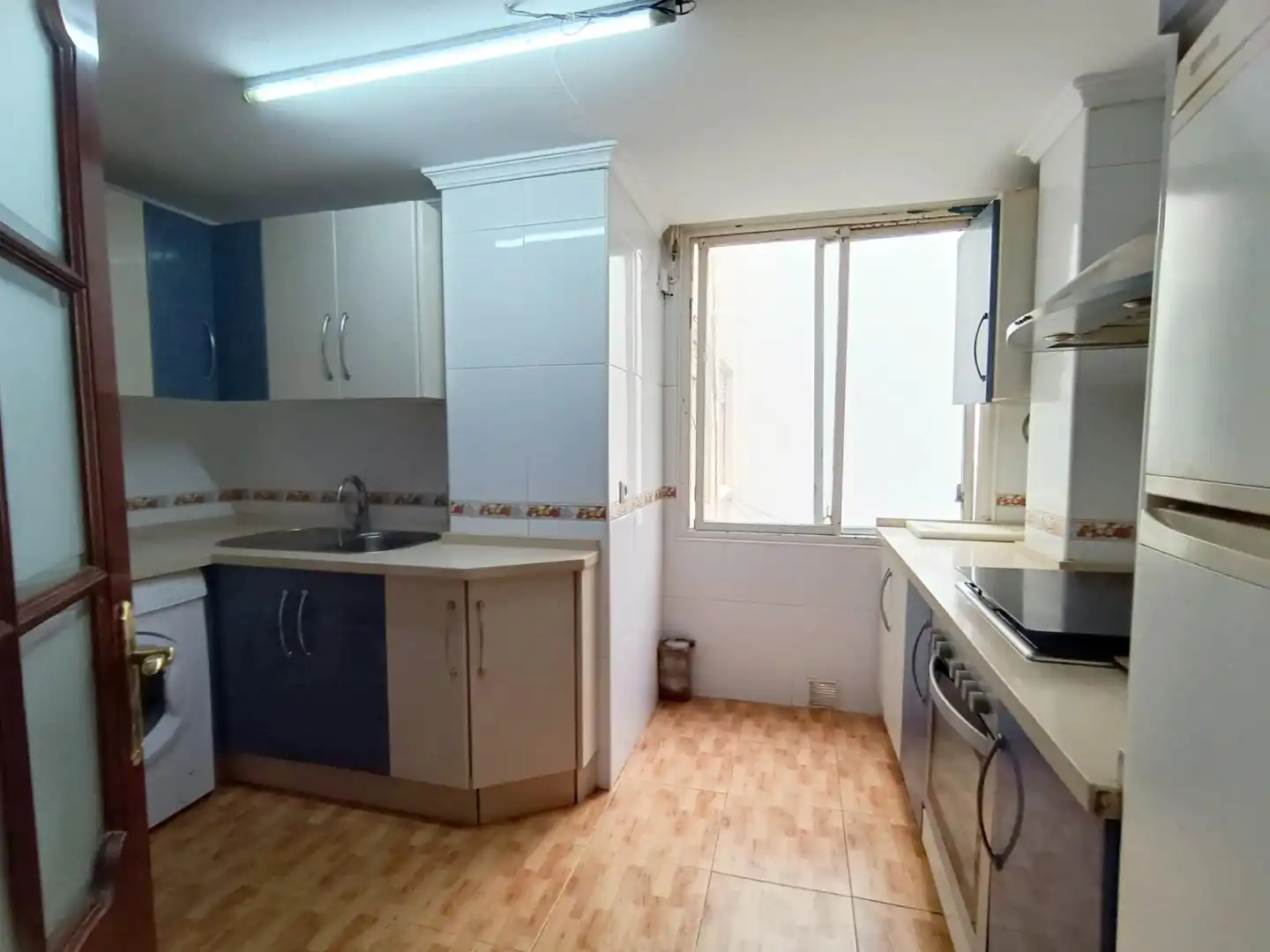 Cuina de Pis en venda en San Fernando amb Aire condicionat i Terrassa