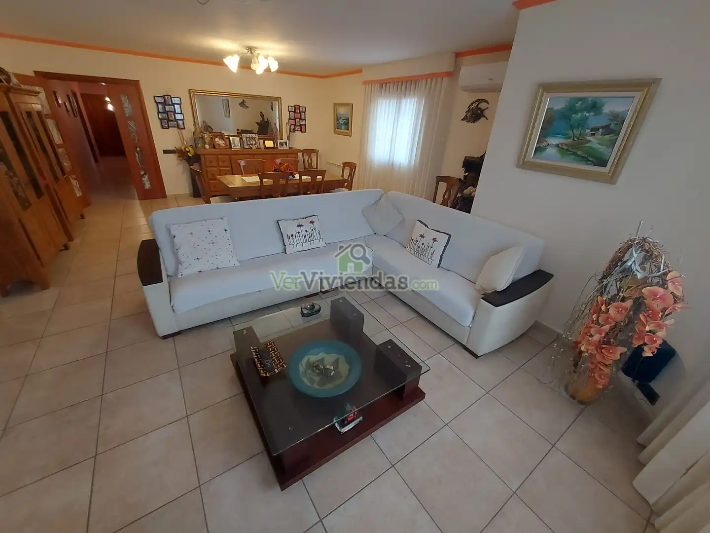 Sala d'estar de Casa o xalet en venda en Vallirana amb Aire condicionat, Calefacció i Jardí privat