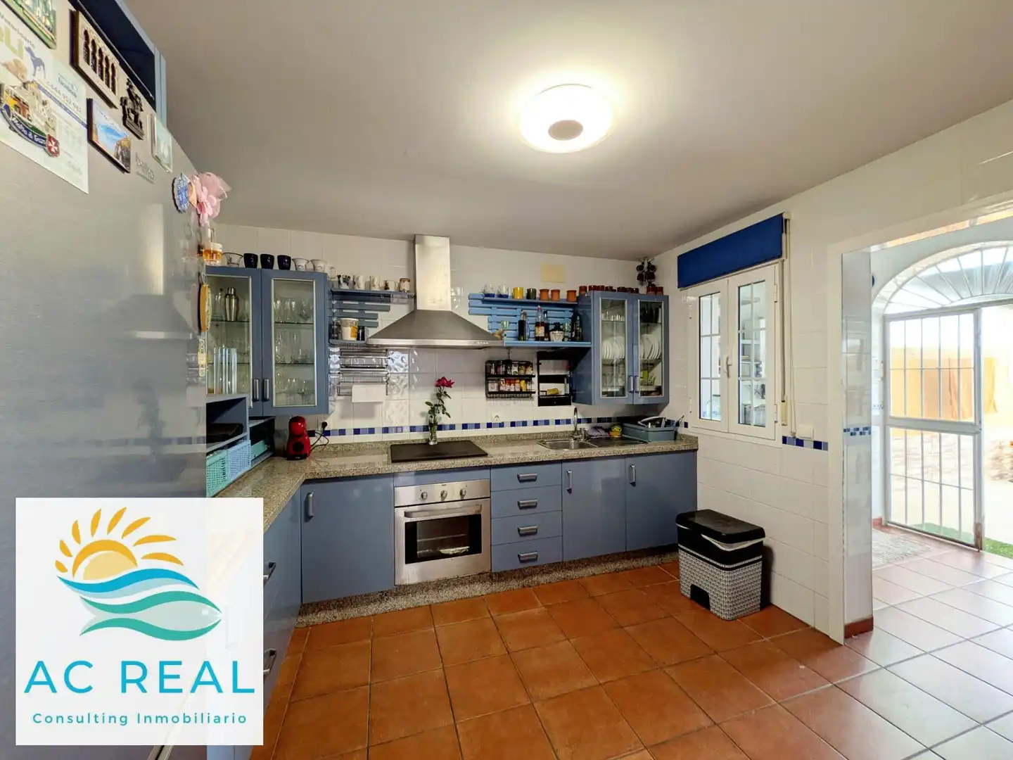 Chalet con piscina en venta en Calle HAITI, imagen 14