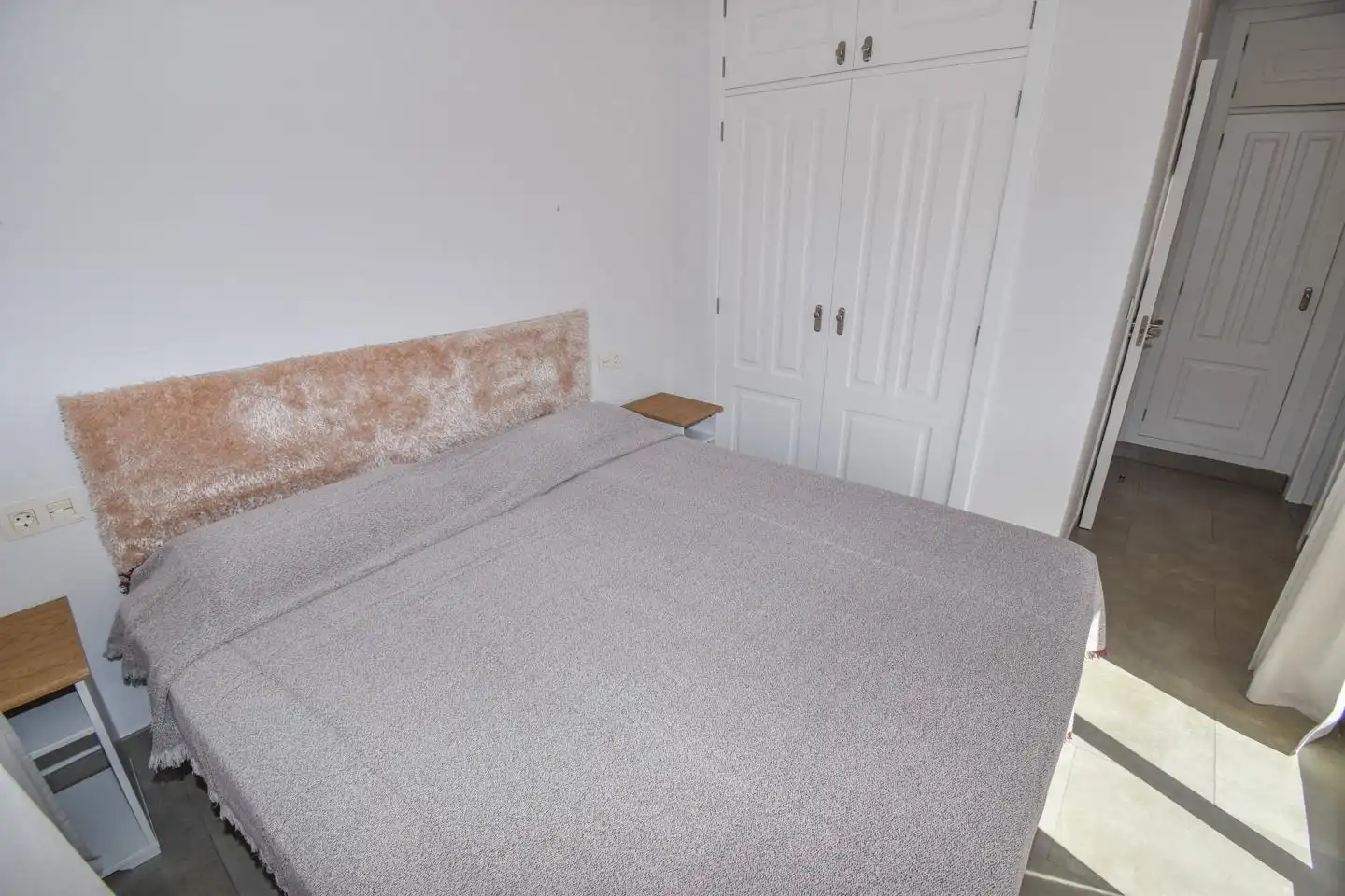 Habitación de Casa o chalet en venta en Santa Pola con Terraza, Piscina y Piscina comunitaria