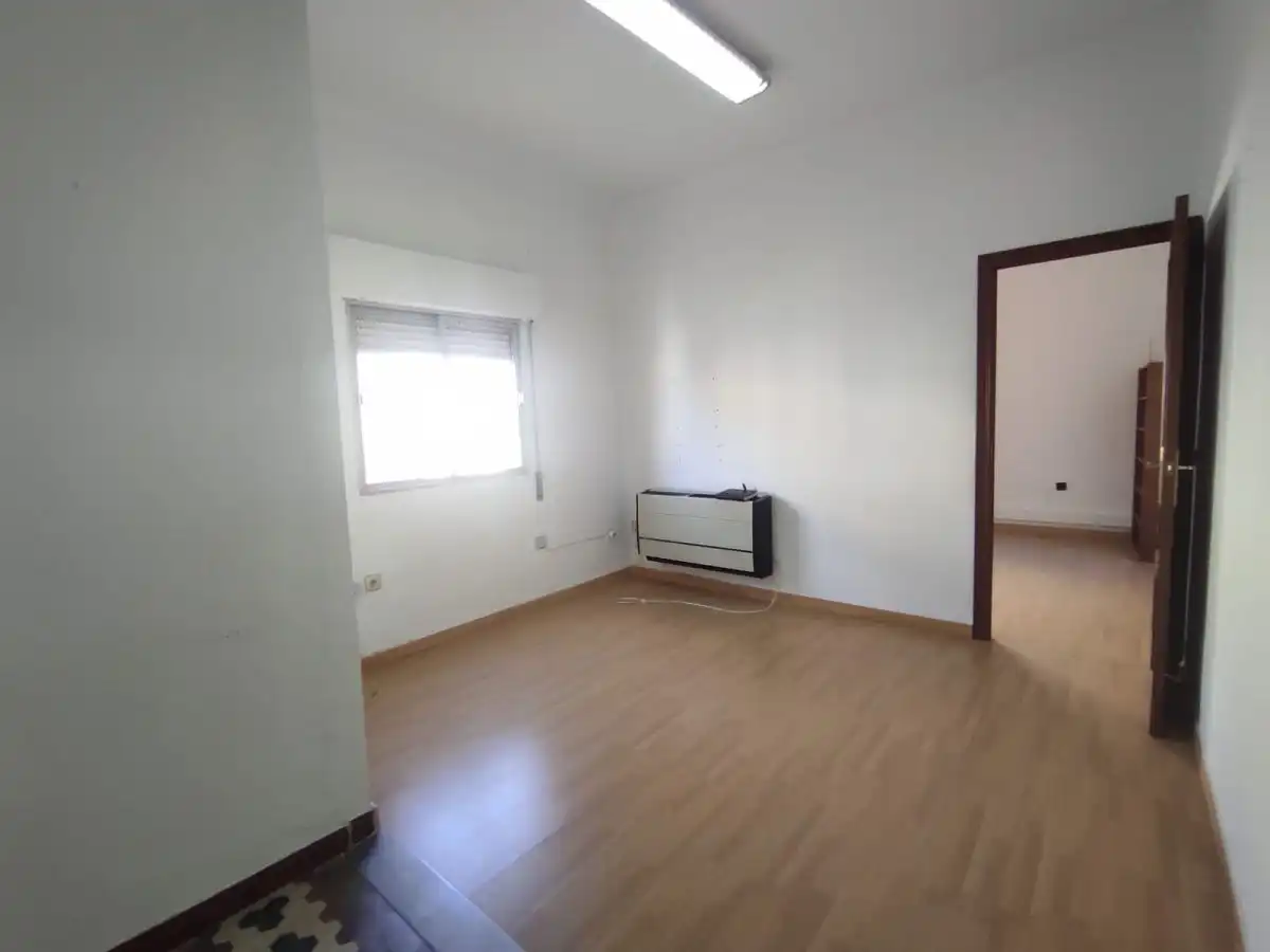 Office space to rent in Casco Antiguo, imagen 7