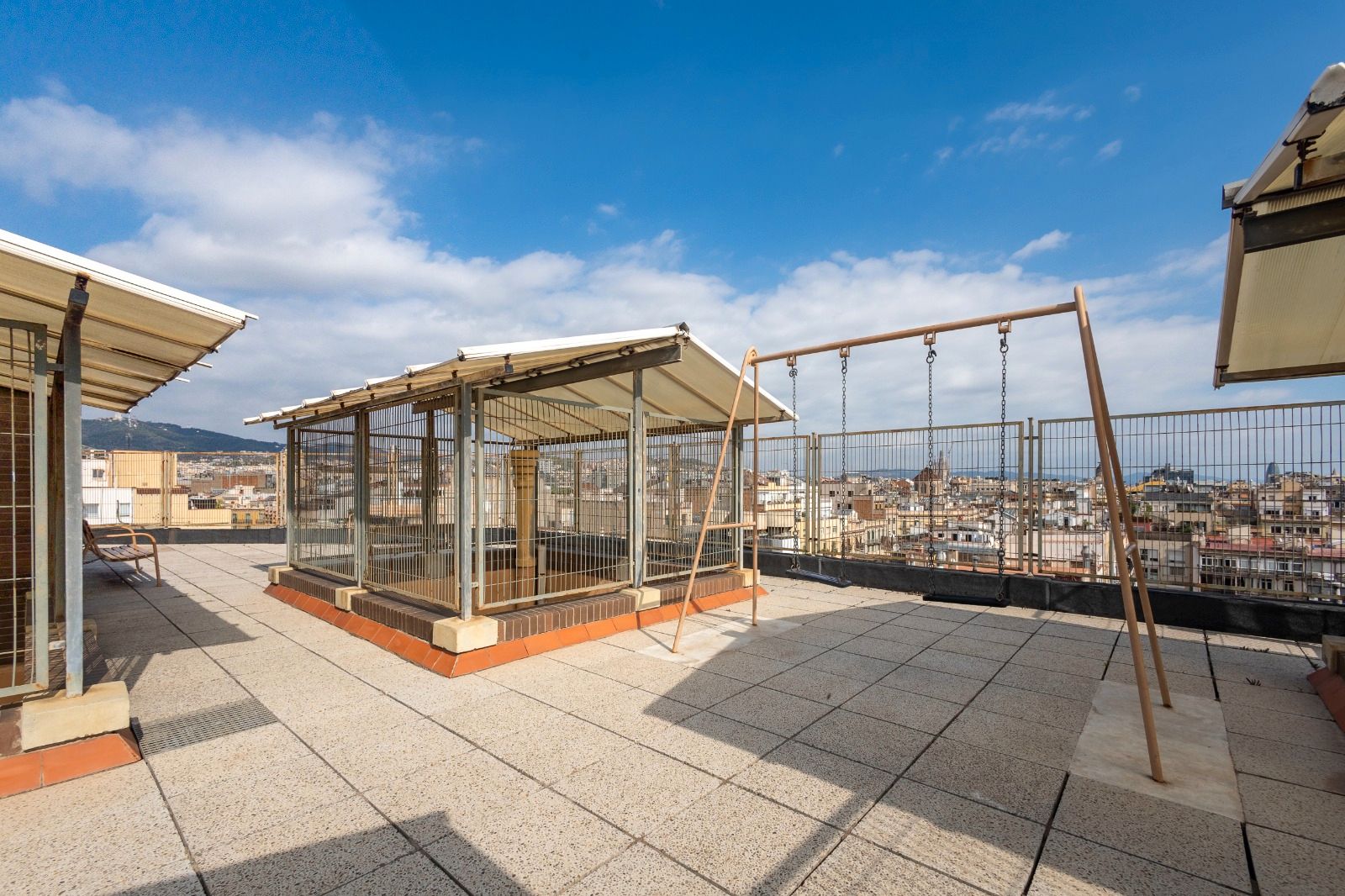 Terrace of Flat for sale in  Barcelona Capital  with Air Conditioner, Heating and Oven