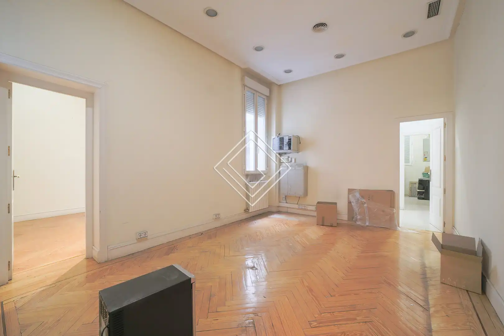 Office space with lift to rent in Calle de San Quintín, imagen 15