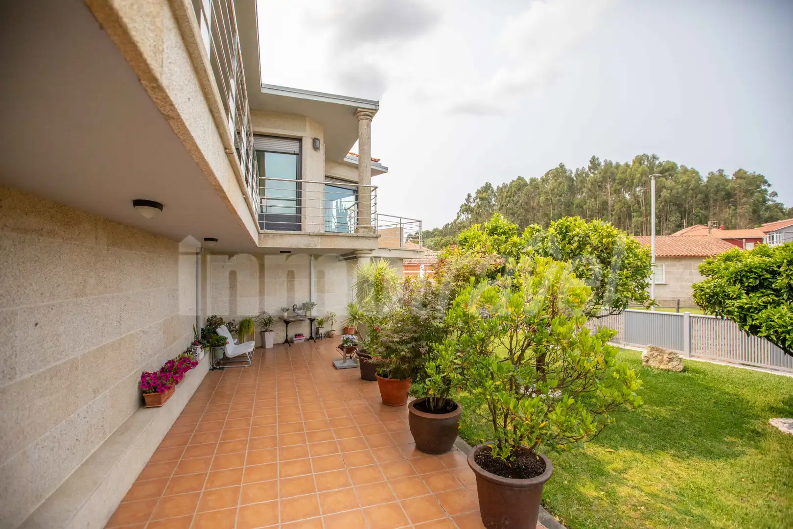 Jardín de Casa o chalet en venta en Sanxenxo con Calefacción, Jardín privado y Parquet