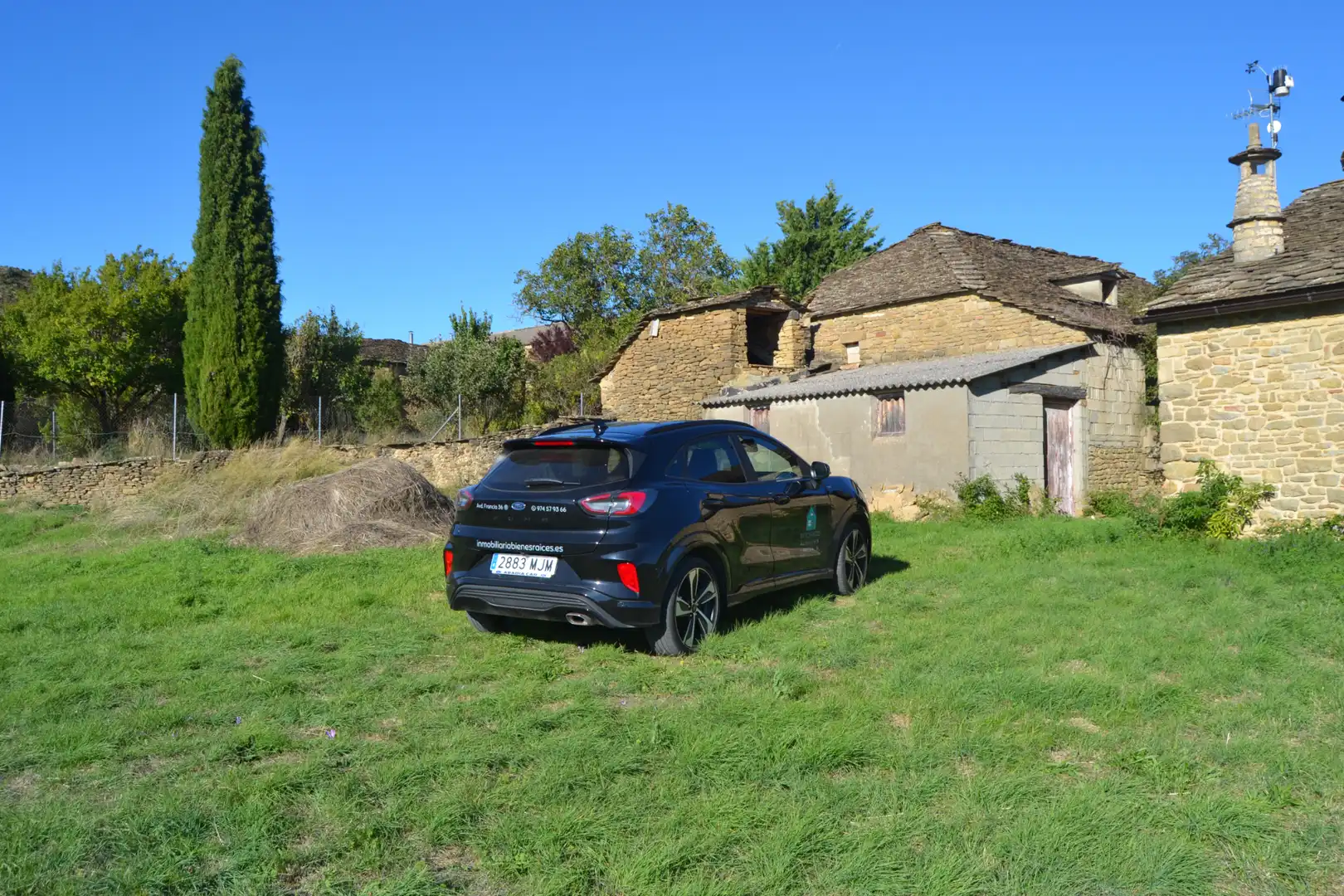 Vista exterior de Finca rústica en venta en Las Peñas de Riglos