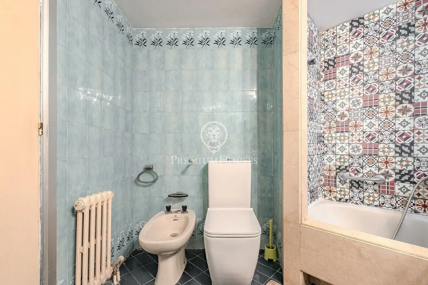 Baño de Piso en venta en Barcelona con Calefacción, Terraza y Balcón