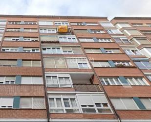 Vista exterior de Pis en venda en Santander