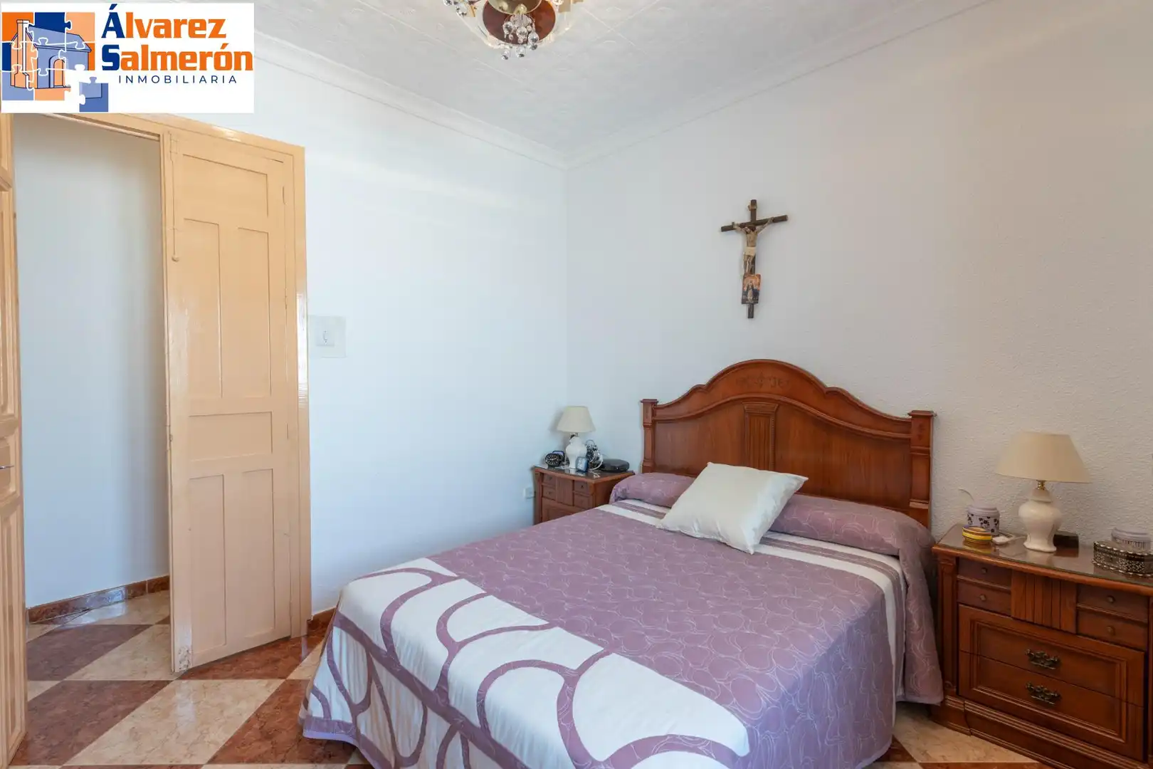 Habitación de Ático en venta en Granada