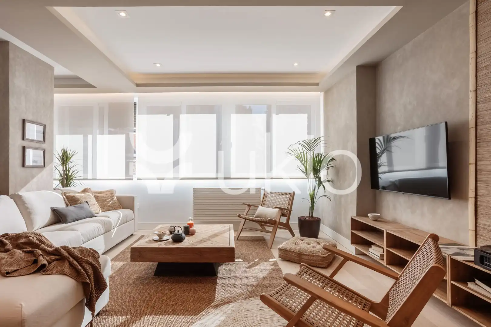 Sala d'estar de Apartament de lloguer en Madrid amb Aire condicionat, Calefacció i Moblat
