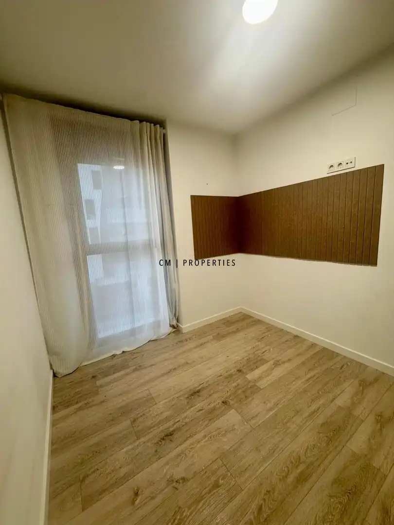 Habitación de Piso de alquiler en Valencia con Aire acondicionado, Calefacción y Parquet
