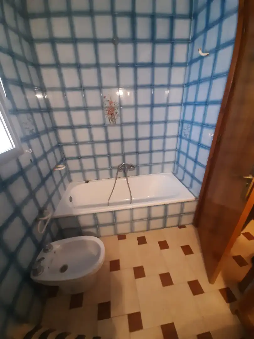Baño de Piso en venta en Úbeda con Amueblado y Balcón