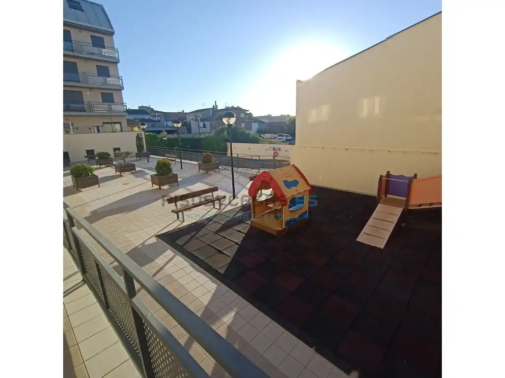 Piso con piscina en venta en Calle Madrid 2, imagen 37