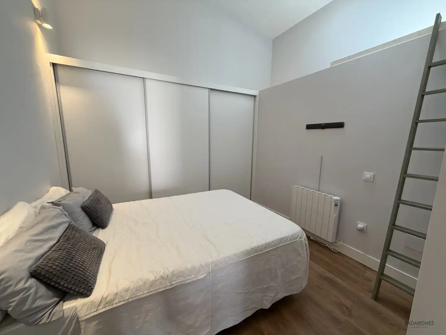 Habitación de Piso en venta en Badajoz con Aire acondicionado, Calefacción y Parquet