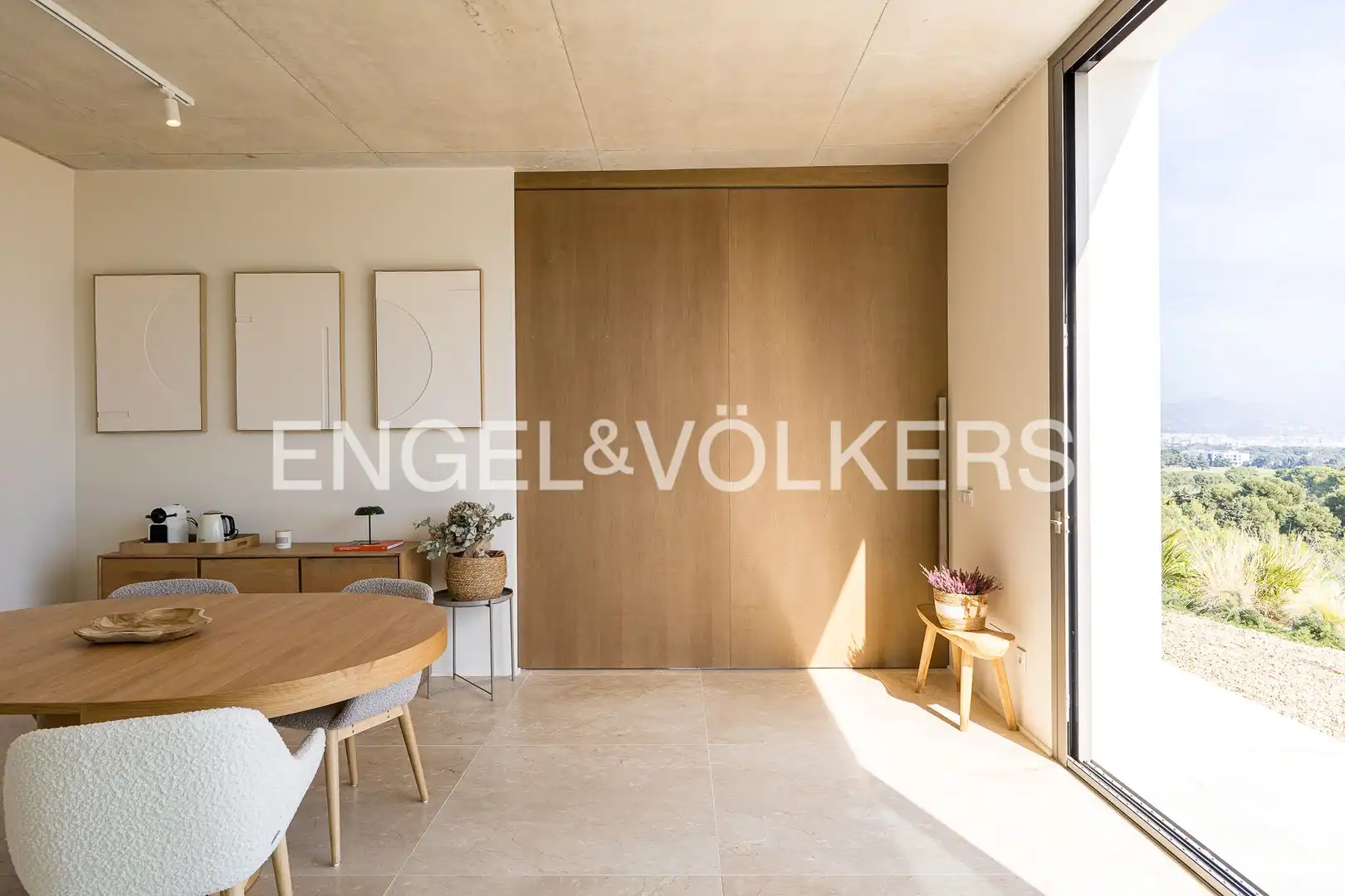 Comedor de Casa o chalet de alquiler en Sitges con Aire acondicionado, Calefacción y Jardín privado