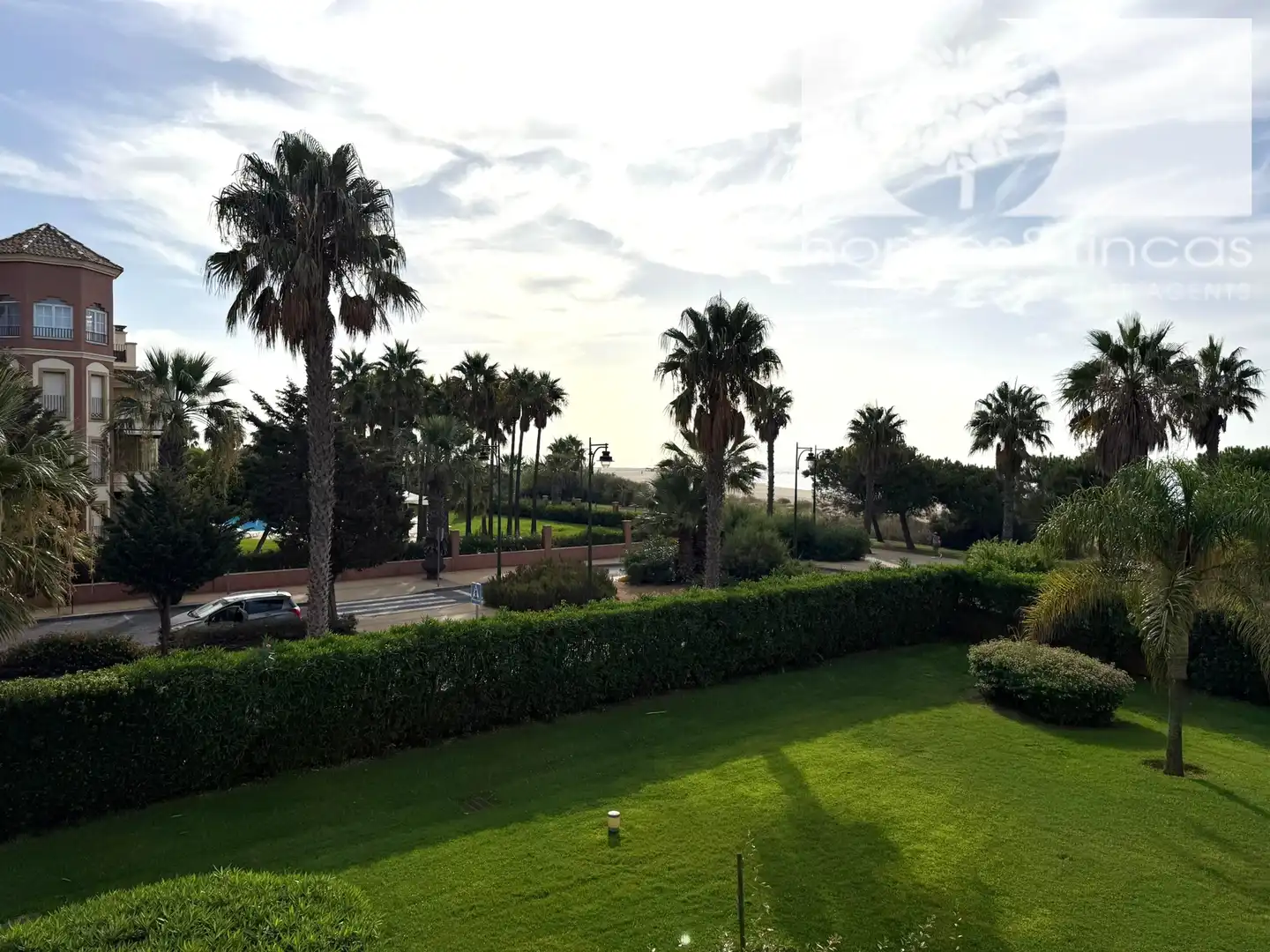 Jardín de Piso en venta en Ayamonte con Terraza, Amueblado y Horno