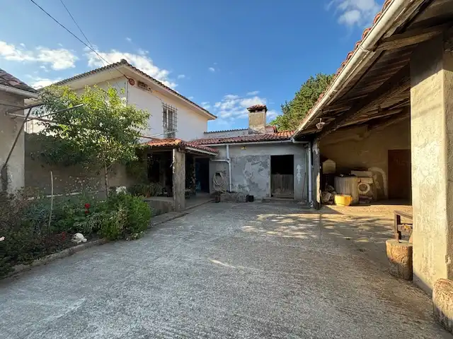 Vista exterior de Finca rústica en venta en Narón con Calefacción, Jardín privado y Amueblado