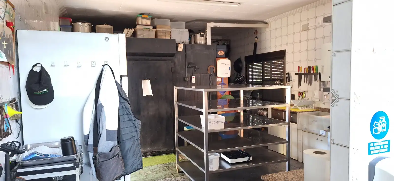 Kitchen of Commercial properties for sale in Cullera  with Air Conditioner, Heating and Terrace