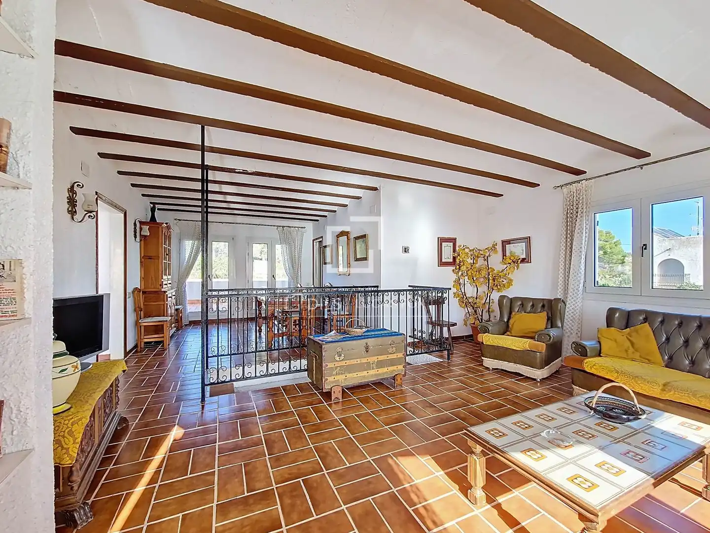 Sala d'estar de Casa o xalet en venda en Calafell amb Jardí privat, Terrassa i Traster