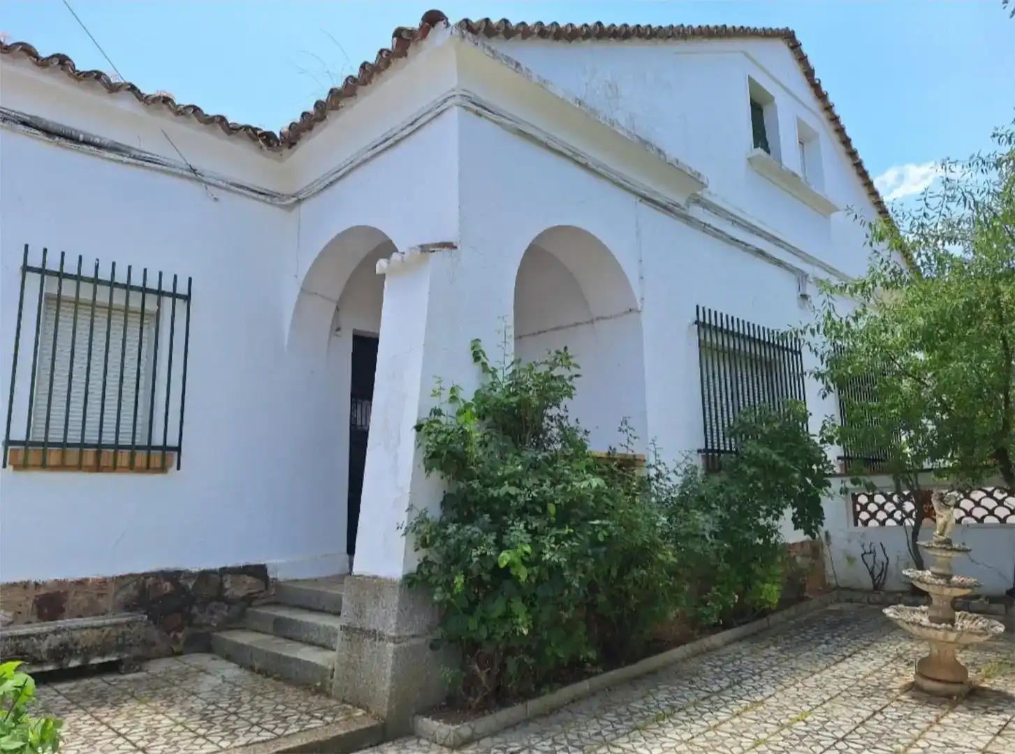 Vista exterior de Casa o chalet en venta en Castuera con Jardín privado, Amueblado y Balcón