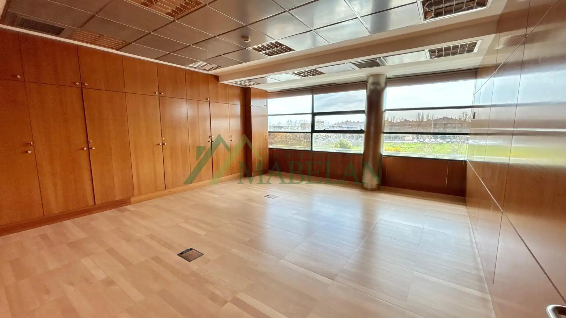 Oficina con ascensor en venta en El Pinar - Punta Galea, imagen 31