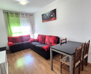 Living room of Flat for sale in Badajoz Capital  with Heating, Parquet flooring and Storage room