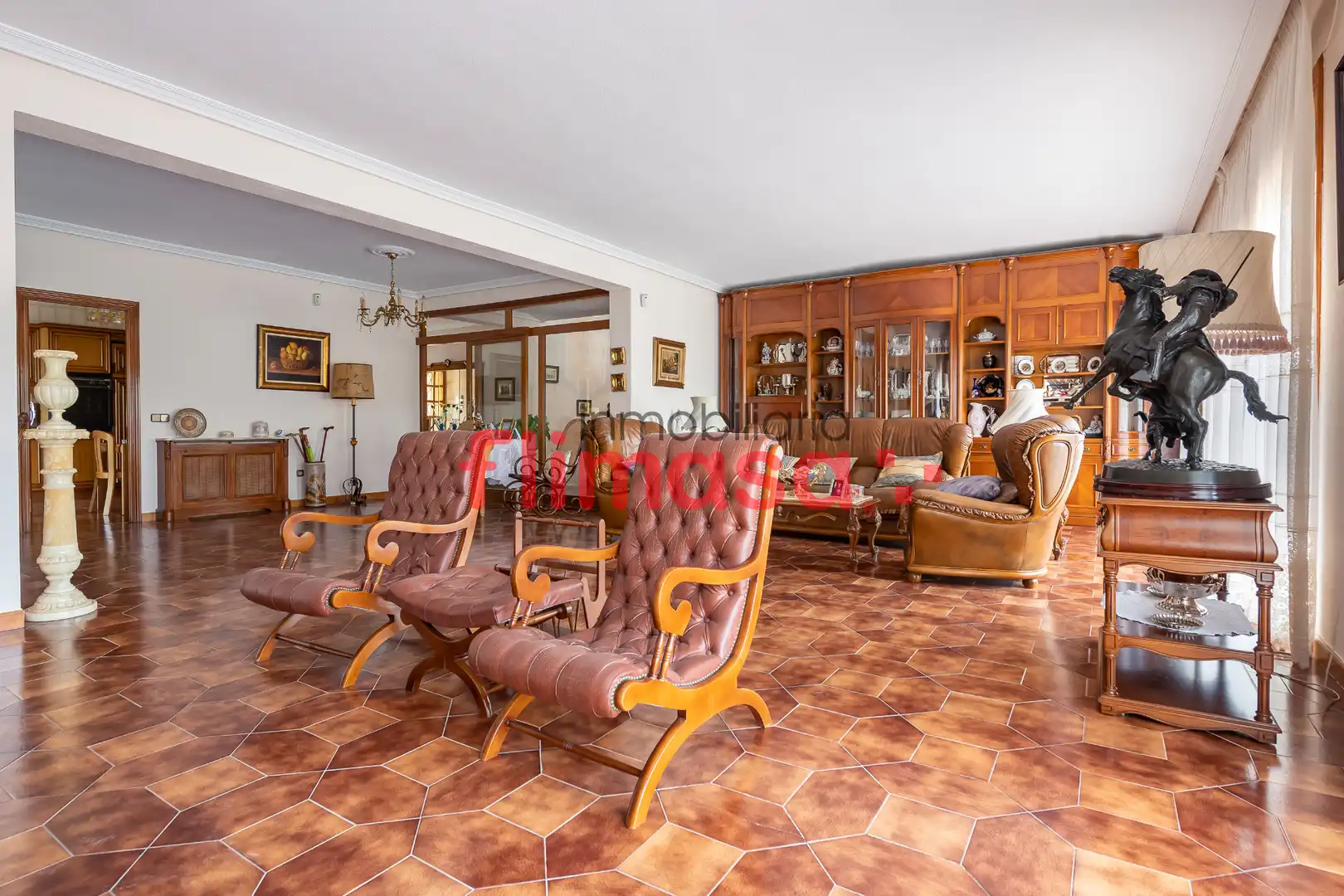 Living room of Houses for sale in Villaviciosa de Odón  with Air Conditioner, Heating and Private garden