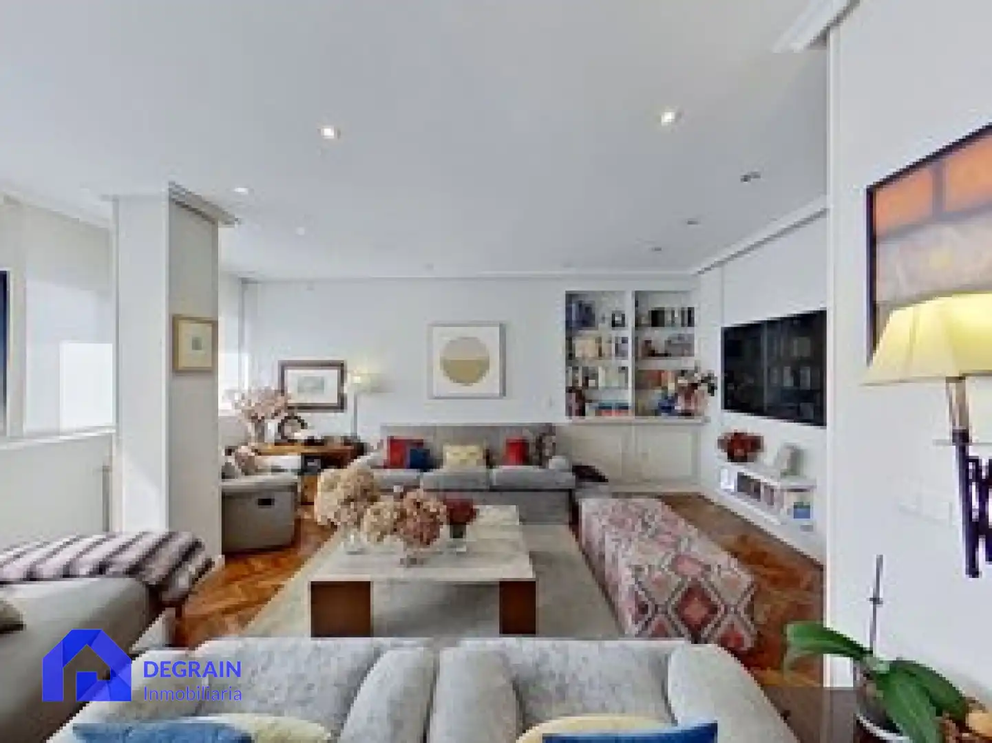Living room of Flat for sale in Oviedo   with Heating and Storage room