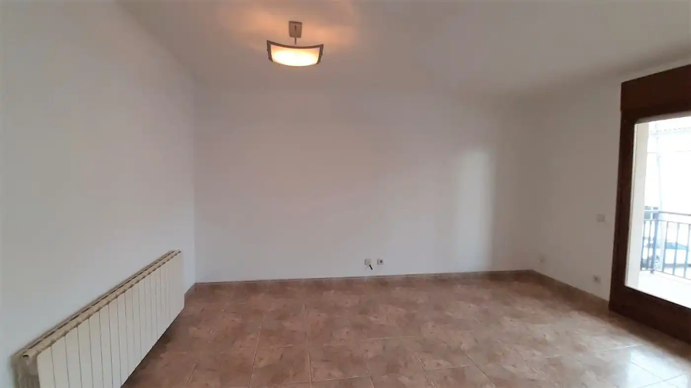 Einfamilien-Reihenhaus zum Verkauf in Moià mit Heizung, Terrasse und Abstellraum