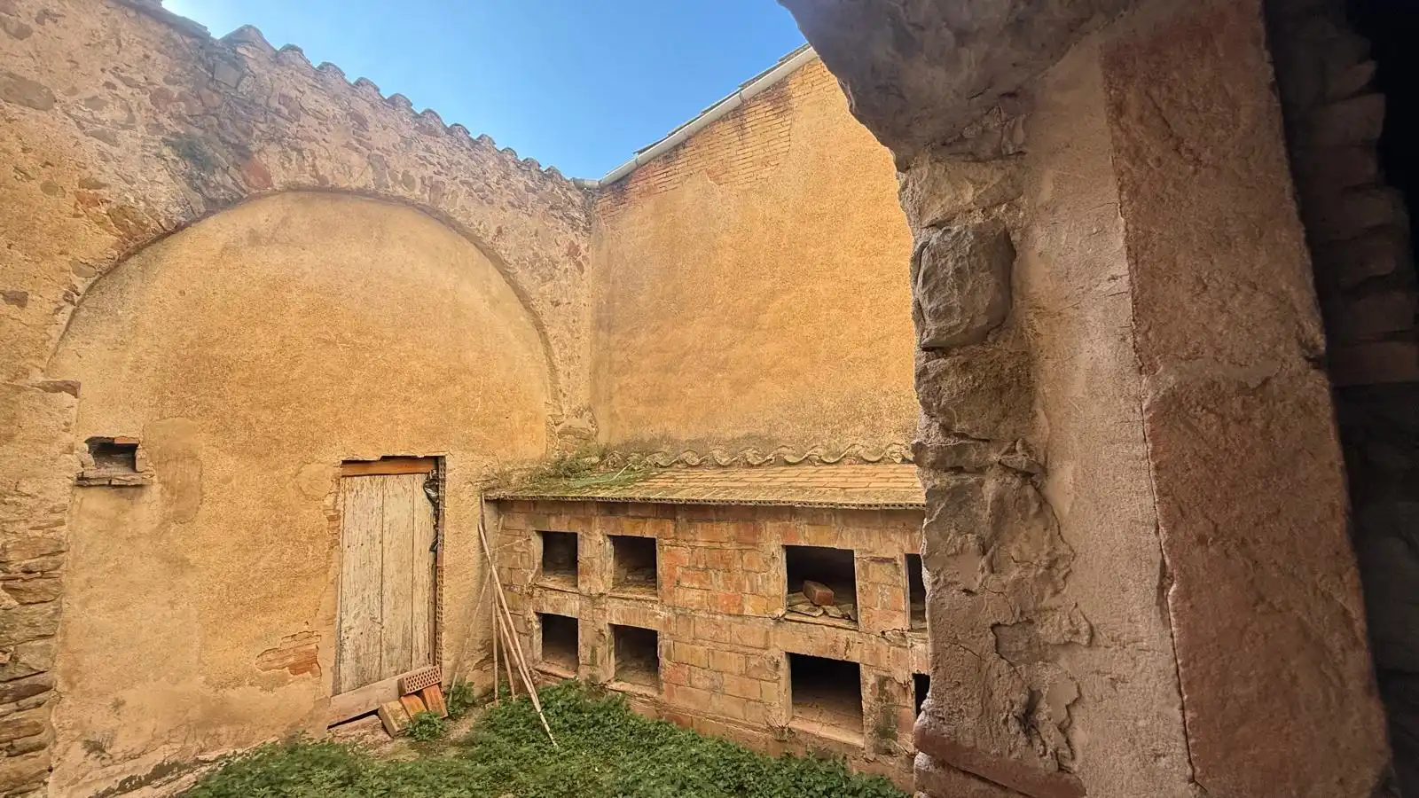 Exterior view of Country homes for sale in Jafre  with Heating, Private garden and Terrace