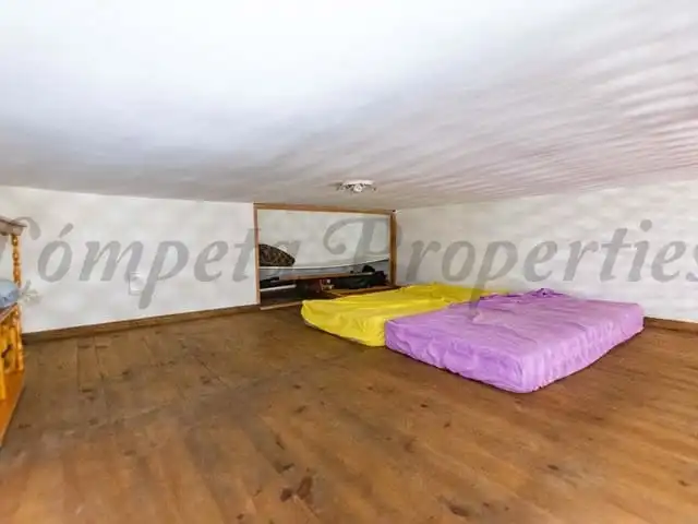 Apartamento en venta en Cómpeta