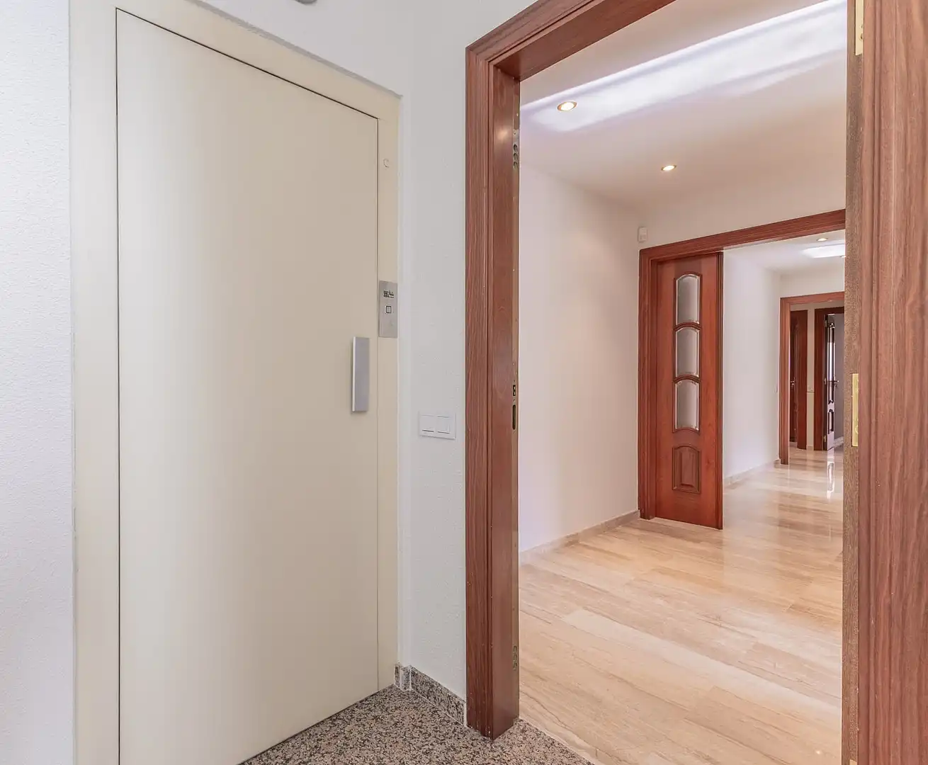 Houses for sale in Via Europa - Parc Central