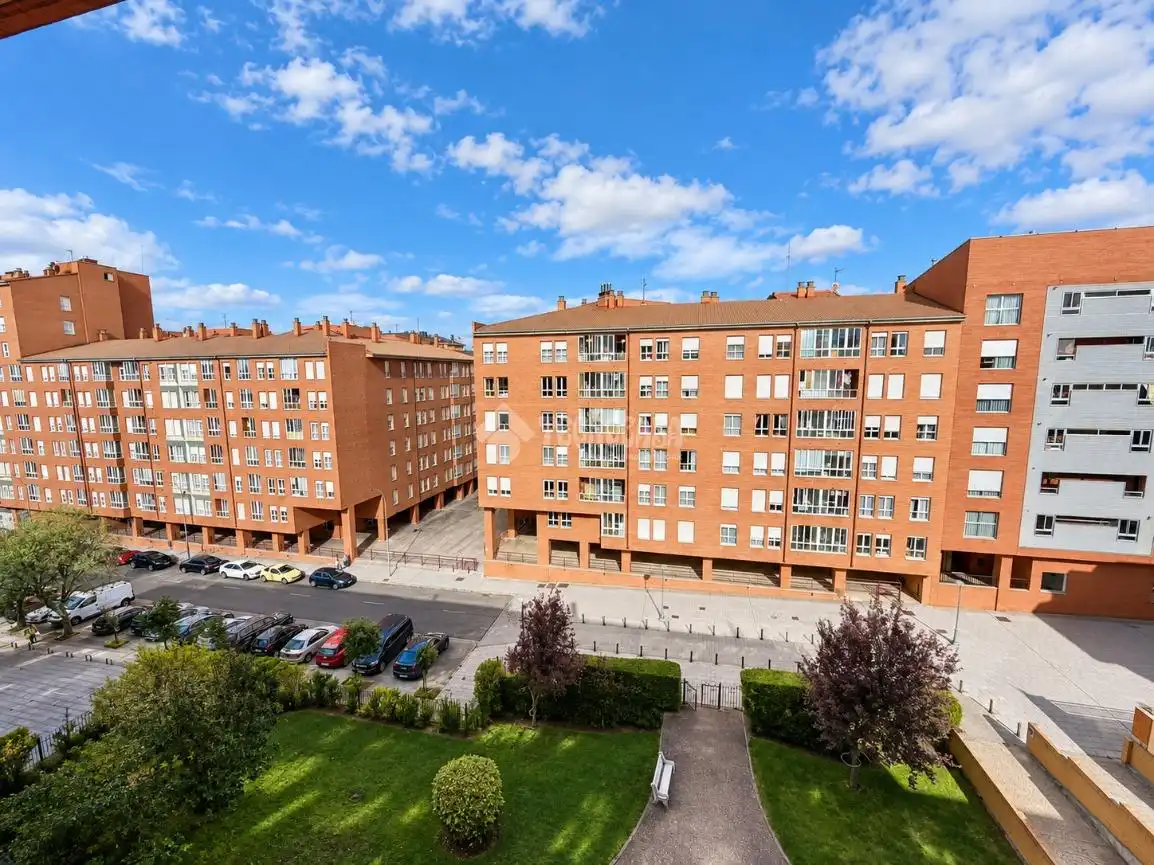 Flat with lift for sale in C. Abad de Santullán, imagen 26