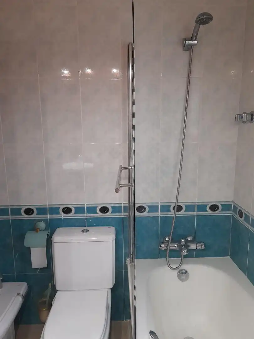 Badezimmer von Haus oder Chalet zur Miete in Premià de Mar mit Klimaanlage, Terrasse und Balkon