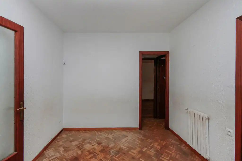 Habitación de Piso en venta en Barcelona con Calefacción