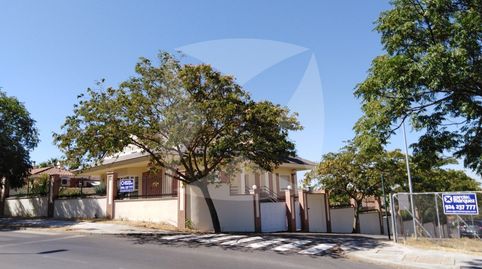 CHALET DE 600 M2 CON PARCELA DE 1082 M2 EN VENTA ZONA LAS VAGUADAS