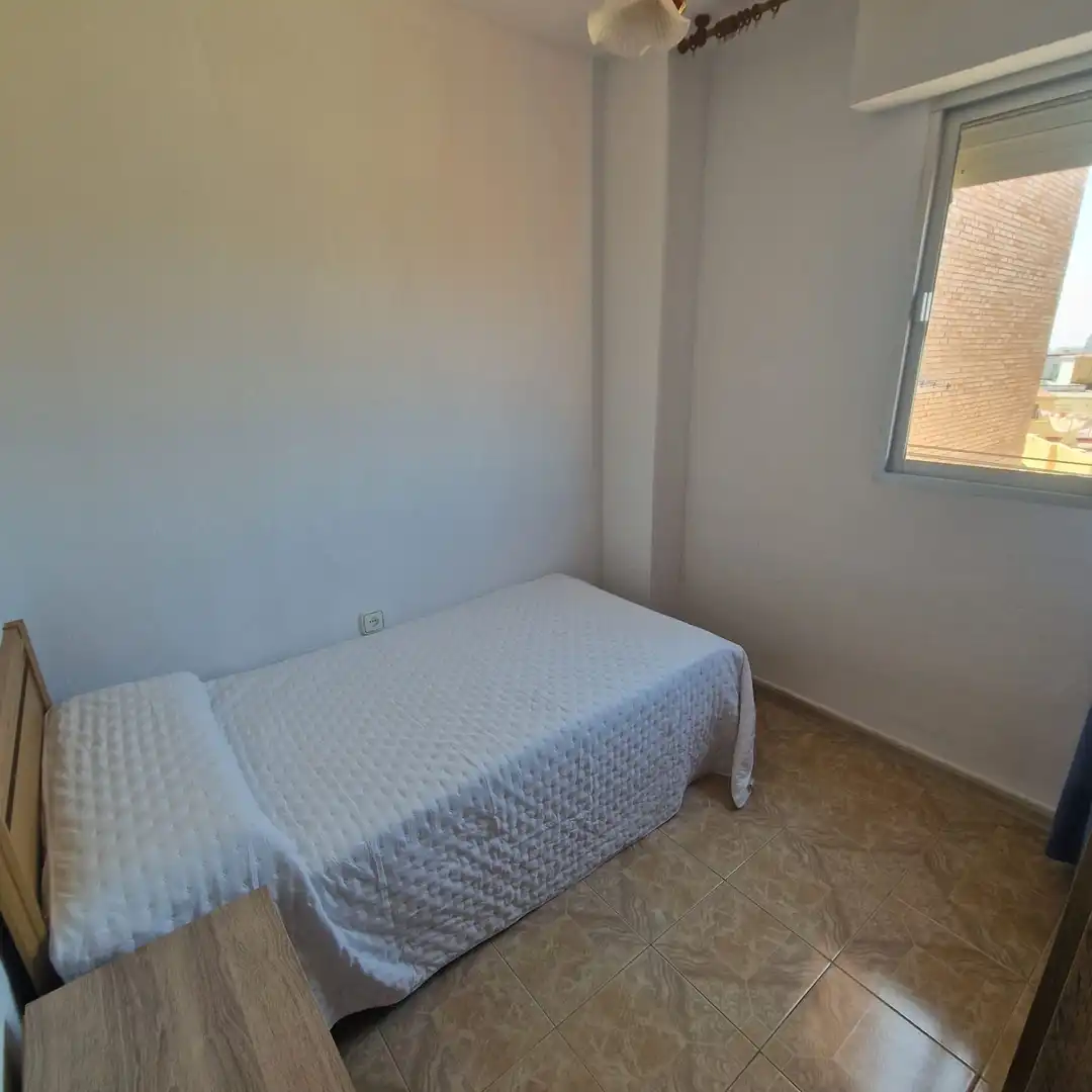 Schlafzimmer von Wohnung zur Miete in Málaga mit Möbliert