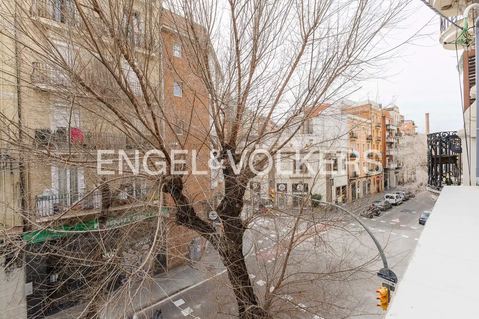 Vista exterior de Casa o xalet en venda en Barcelona amb Aire condicionat, Calefacció i Terrassa
